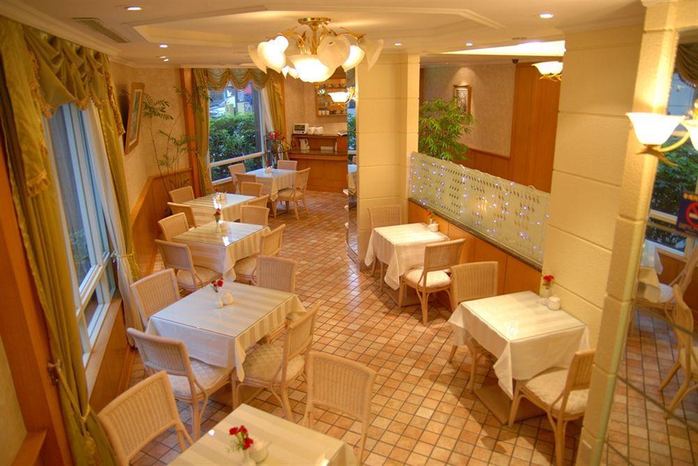 Hara Zuru Hotel Taoyuan Exterior photo