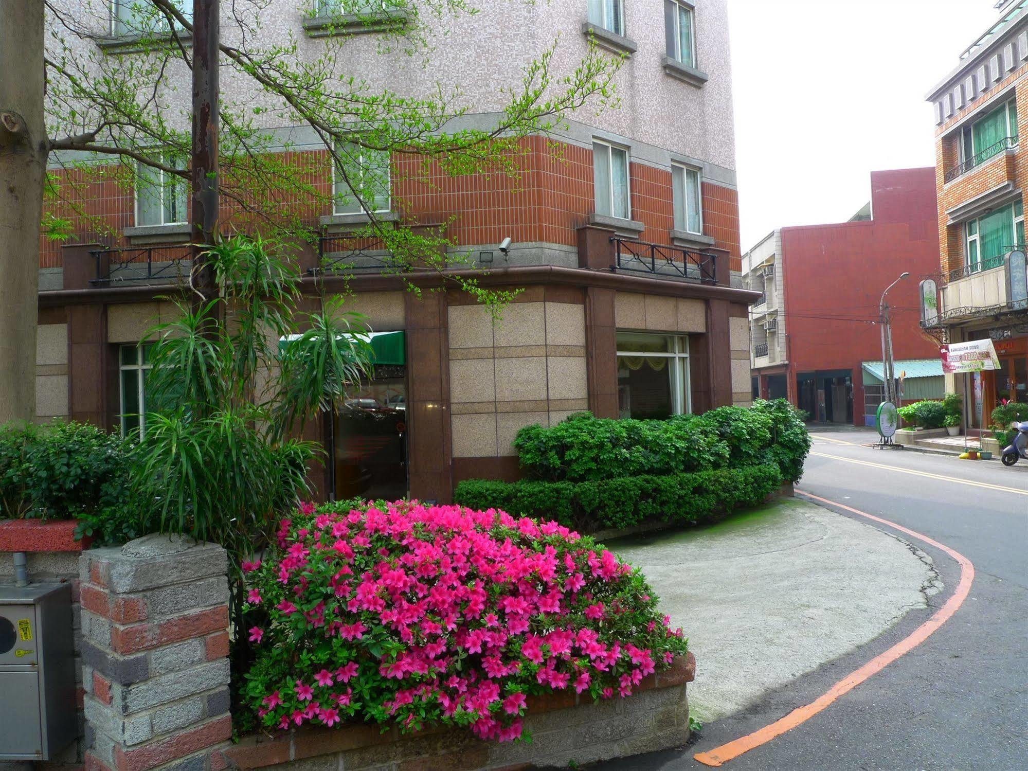 Hara Zuru Hotel Taoyuan Exterior photo